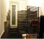 Bagno nero.Finitura: ardesia, levigata, bocciardata e spacco naturale.